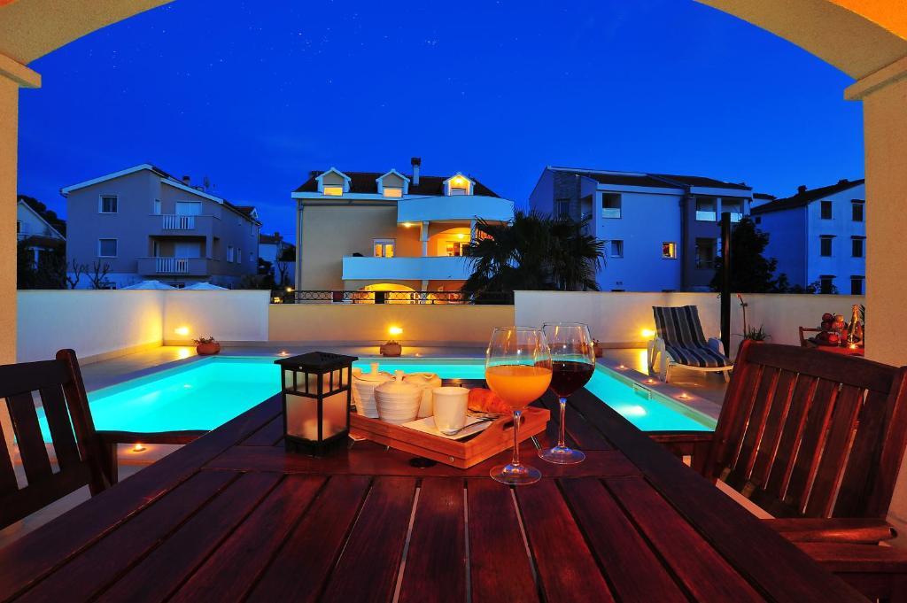 Vanilla With Heated Pool Zadar