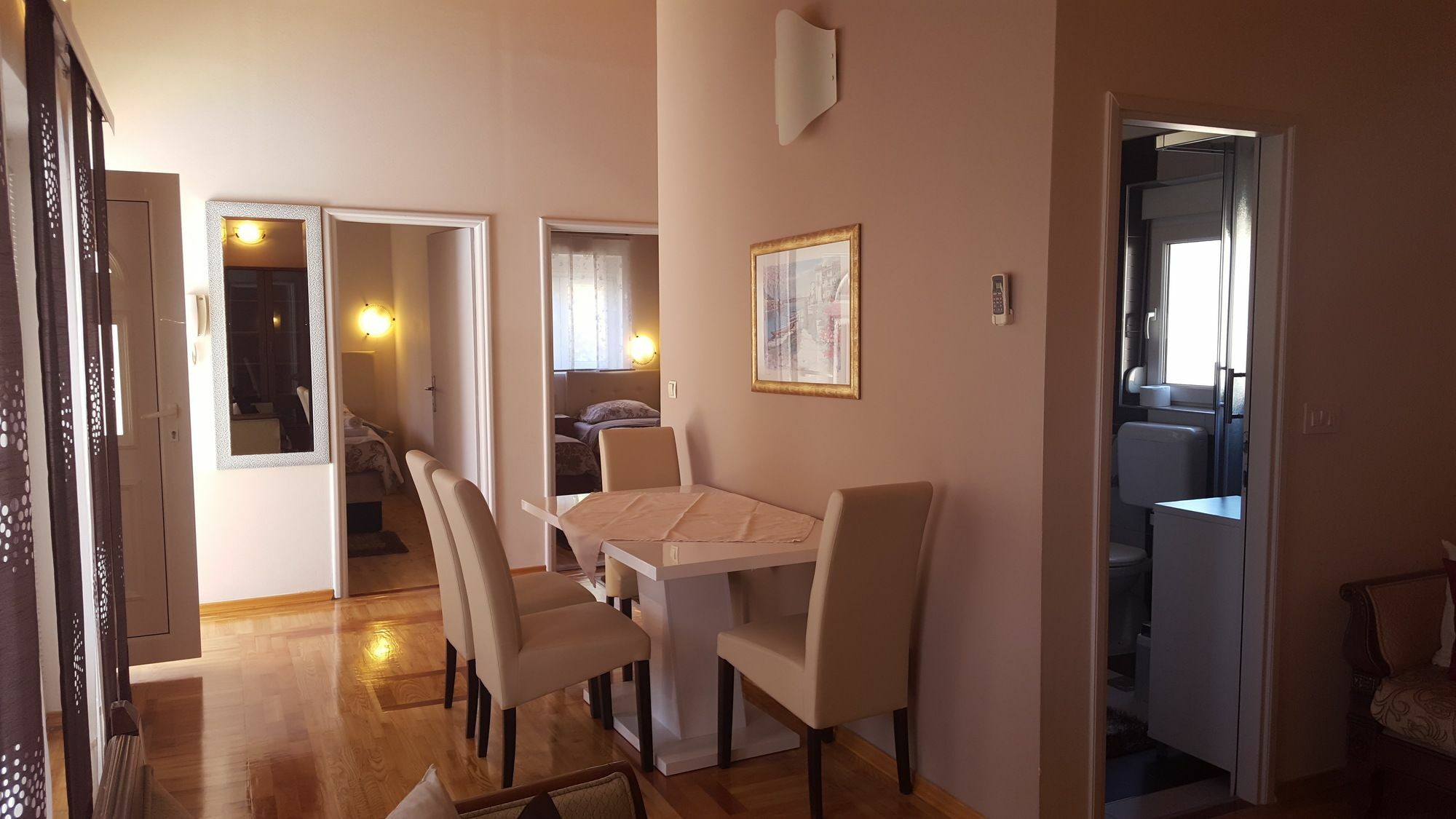 Vanilla With Heated Pool Apartment *