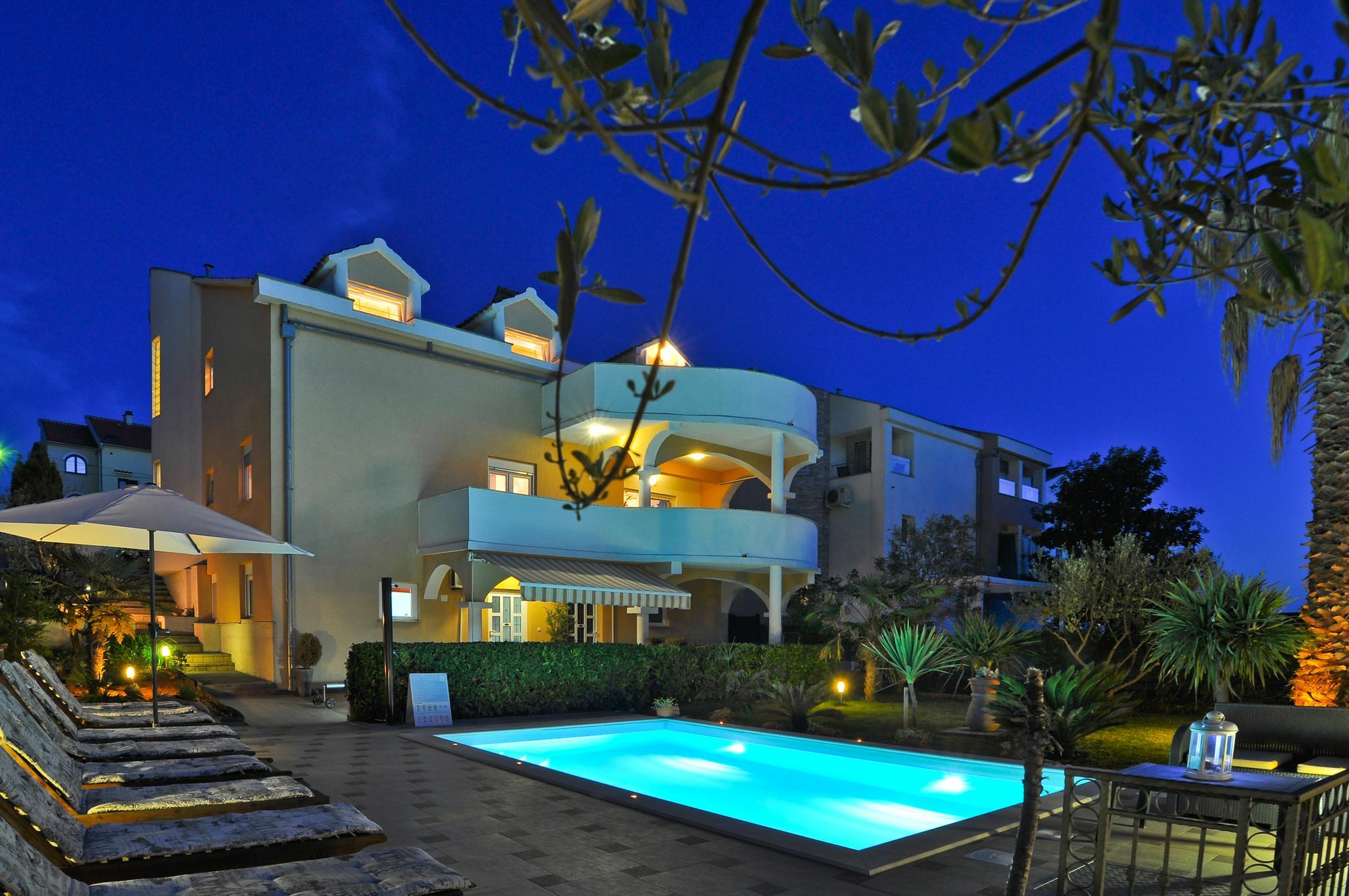 Vanilla With Heated Pool Zadar